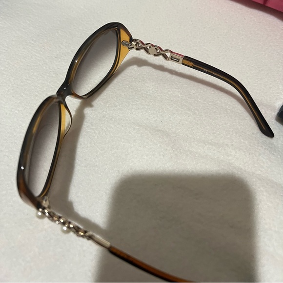 Chopard Swarovski Crystals and Pearls Sunglasses.excellent condition - Picture 13 of 15